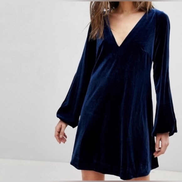 Free People Dresses & Skirts - Free People Misha Velvet Mini Dress Long Sleeve